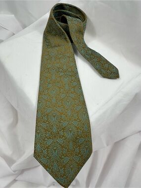 0742 REGAL Silk Tie 54” X 3”